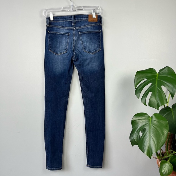 Lucky Brand Brooke Legging Jean - Picture 2 of 7